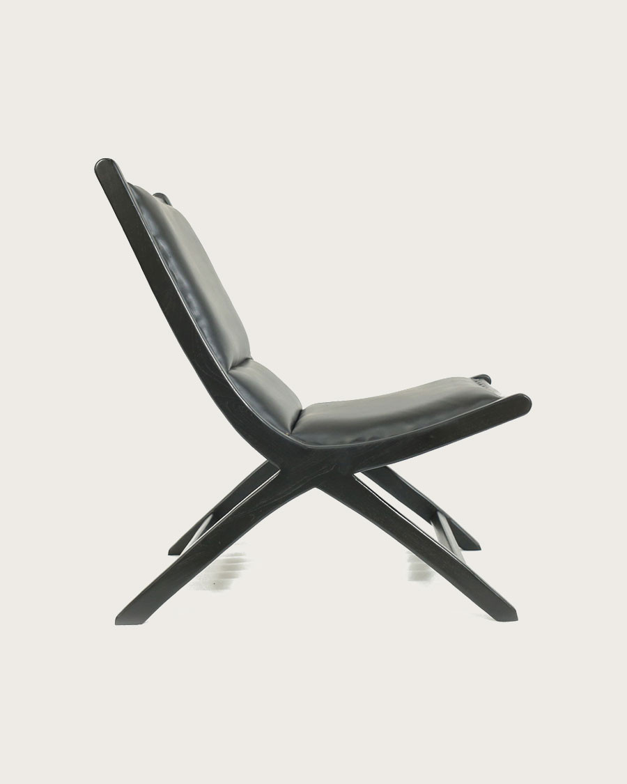 Safran - Loungesessel aus Teakholz und schwarzem Leder