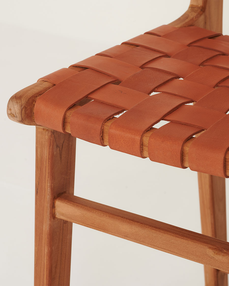Ambra - Set of 2 Bar Stools in Solid Teak and Brown Braided Cowhide Leather
