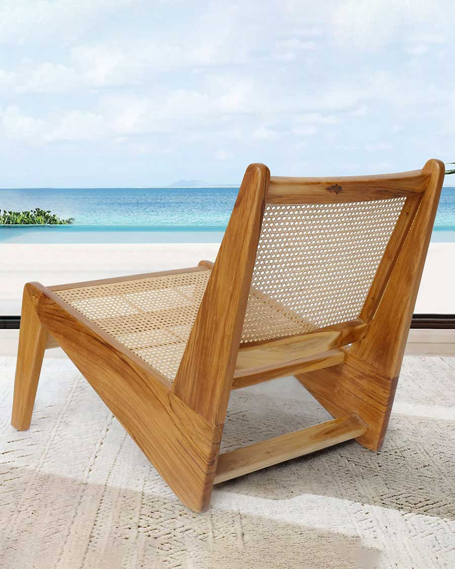 Aby - Lounge chair in teak...