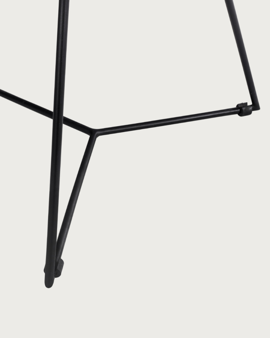 Stella - Couchtisch aus massivem Teakholz