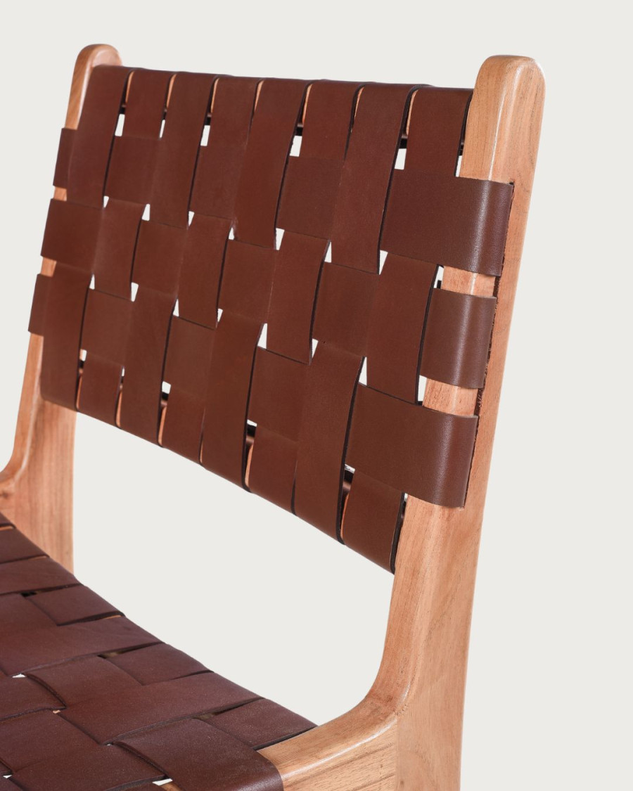 Forma - Chair in solid teak wood and braided leather