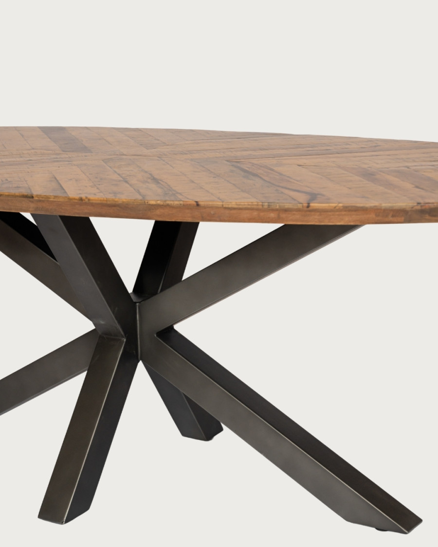 Apogee - Mesa de comedor ovalada, tablero de madera de mango con diseño de espiga y base metálica en forma de estrella.