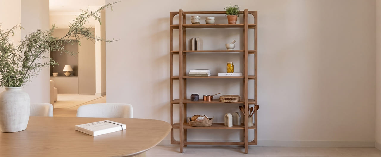 Bookshelf / Bookcase